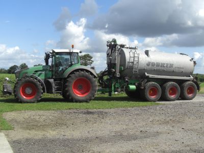 Fendt 927 und Joskin